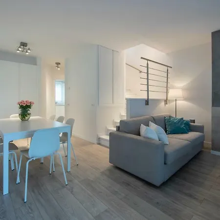 Italia Living بيت للعطل